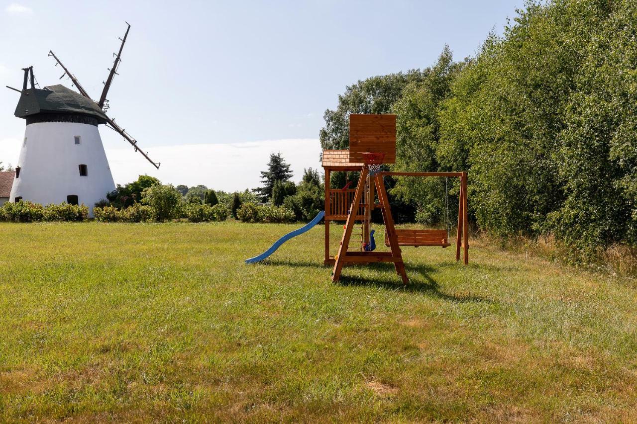 Windmill Vacation Home In Ledzin Near Baltic Sea Niechorze Eksteriør billede